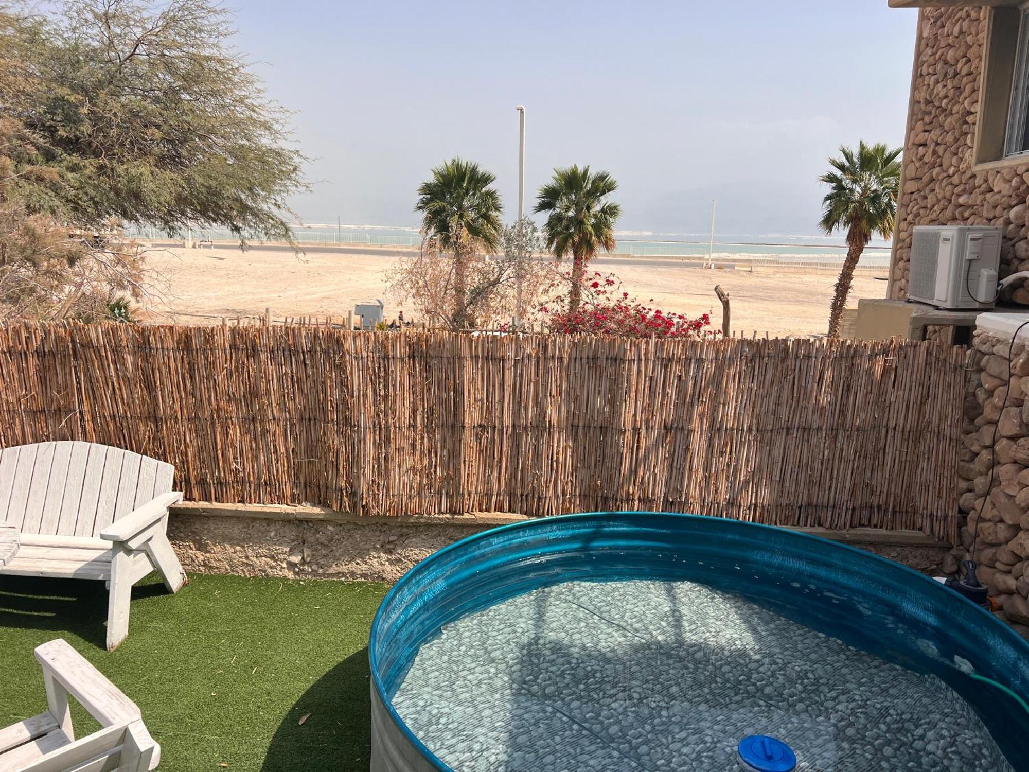 King Of The Dead Sea By Crown Lejlighed Neve Zohar Eksteriør billede