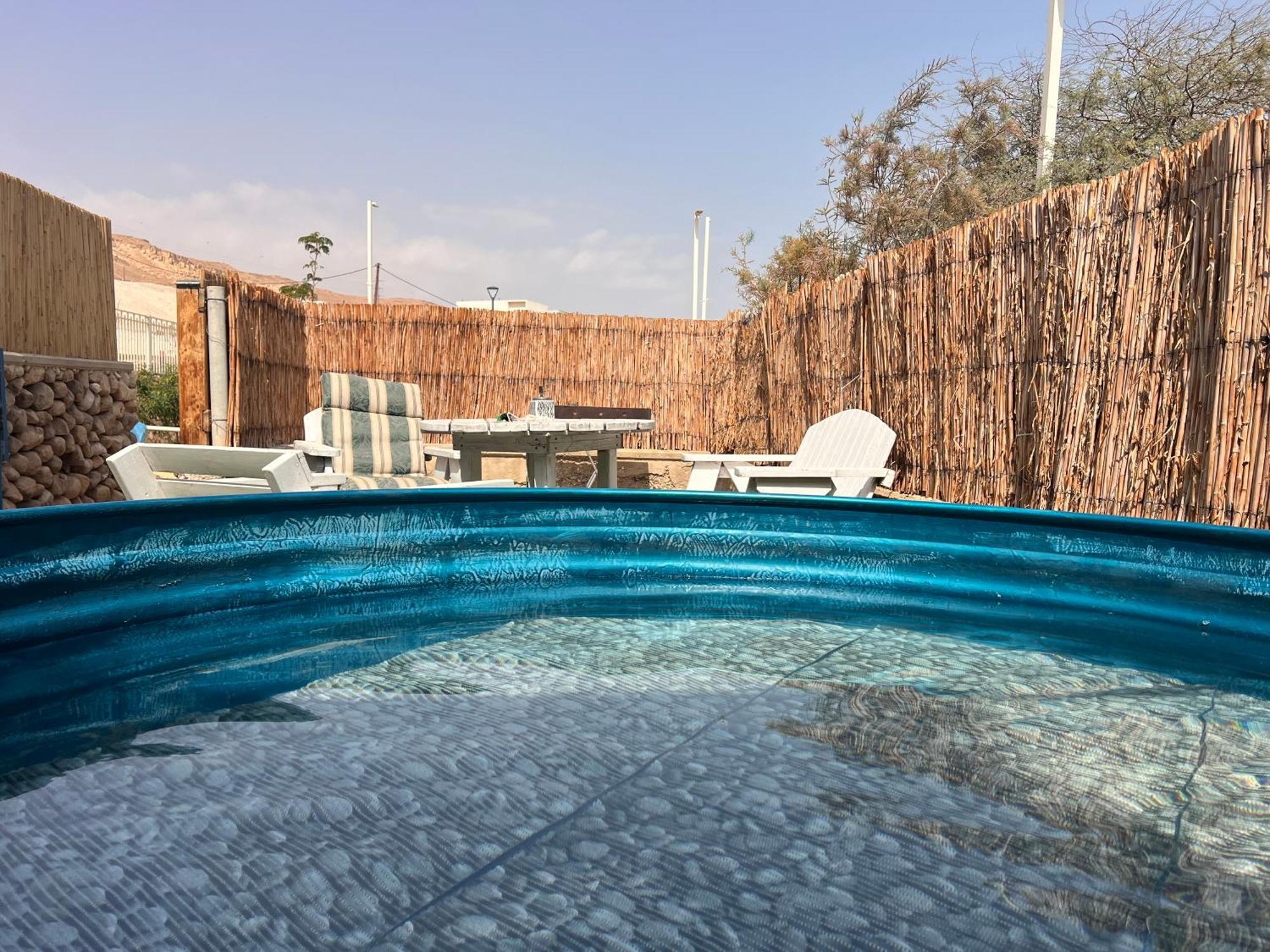 King Of The Dead Sea By Crown Lejlighed Neve Zohar Eksteriør billede